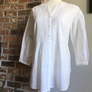 TALBOTS White 3/4 sleeve tunic top.